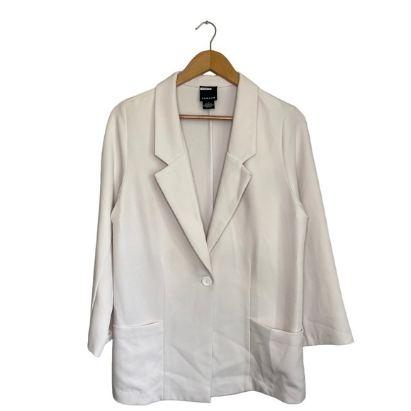 Trouvé Women’s White Classic Front Pocket Long Blazer Jacket Size Large - Picture 9 of 9